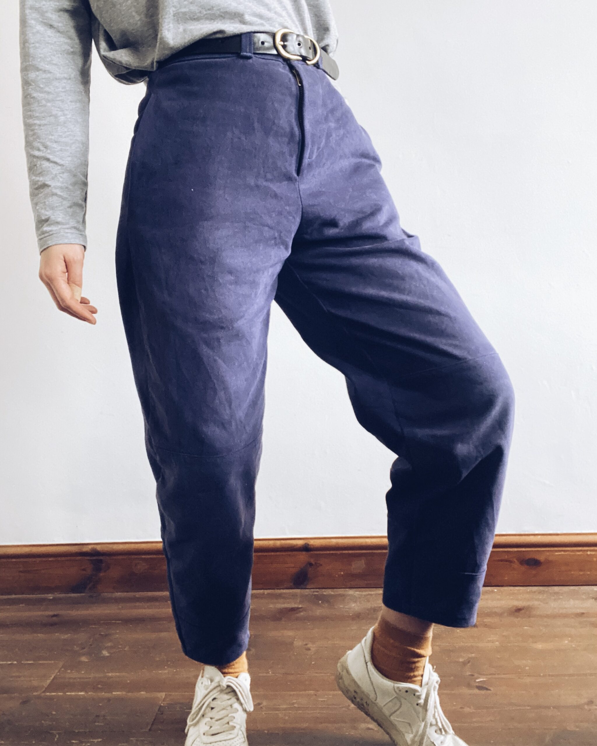 navy brushed barrel jeans in organic cotton twill
